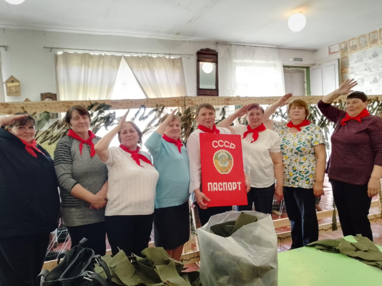 День пионерии для участников клуба "Родник". День пионерии для участников клуба "Родник".